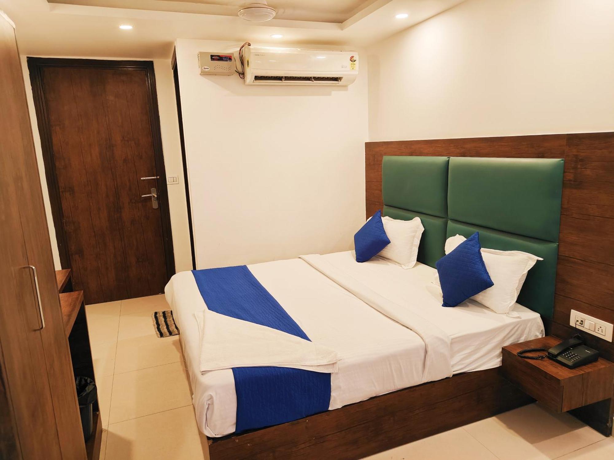 Hotel Le Mount Plaza Near Igi Airport Delhi Nova Deli Exterior foto